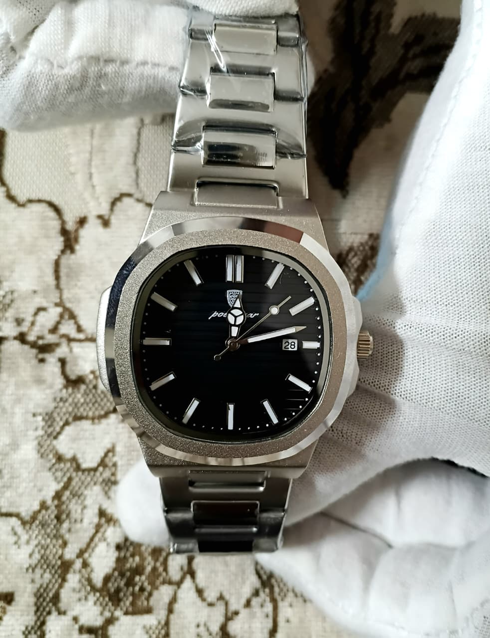 Poedagar Luxury Nautilus Style Black Dial Watch -7084